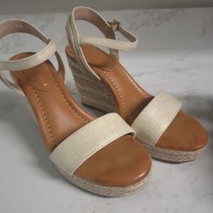 Kelly & Katie Cream Espadrille Wedge Sandals